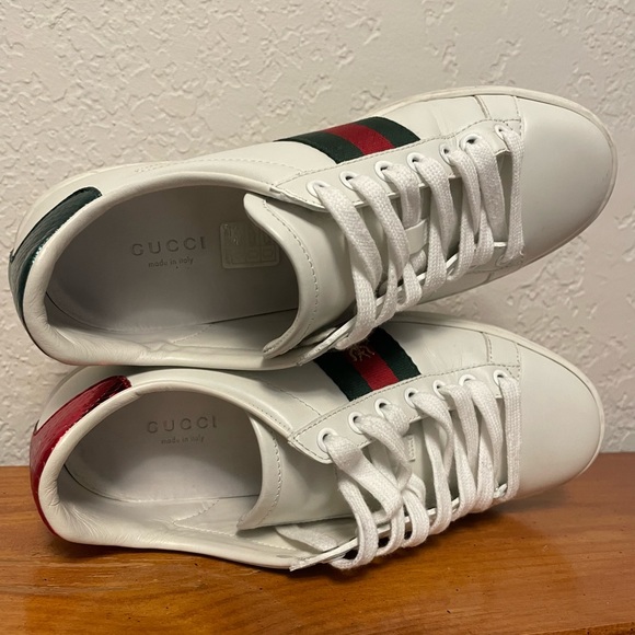 GUCCI Web Accent Leather Sneakers - Picture 7 of 7
